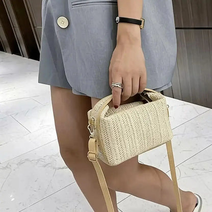 HOMEFISH Summer Small Straw Handbag Trendy Shoulder Bag Woven Bucket Crossbody Bag Casual Seaside Beach Bag Gilrs Handle Tote