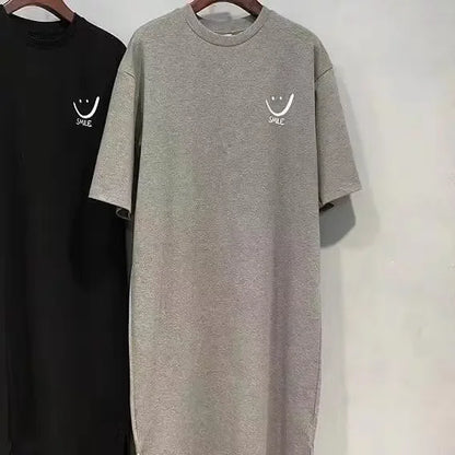 2025 Plus Size Summer Women's Smiley Side-Slit T-Shirt - Casual Loose Fit Dress