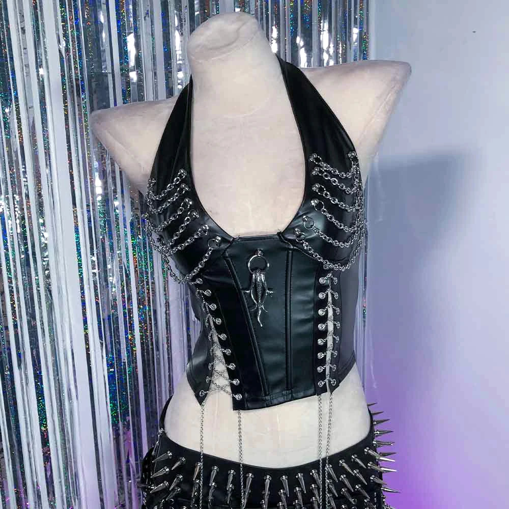 Goth Top Y2K Clothes Women's Tanks Emo Clothing Gothic Boho Tops with Spikes Punk Rock Teens Festival Spiked Bra Grunge T shirt