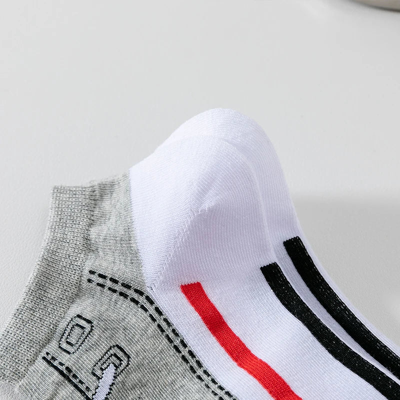 5 pairs of autumn and winter men's sports socks for summer leisure, sweat wicking, comfortable, lightweight, breathable basketba