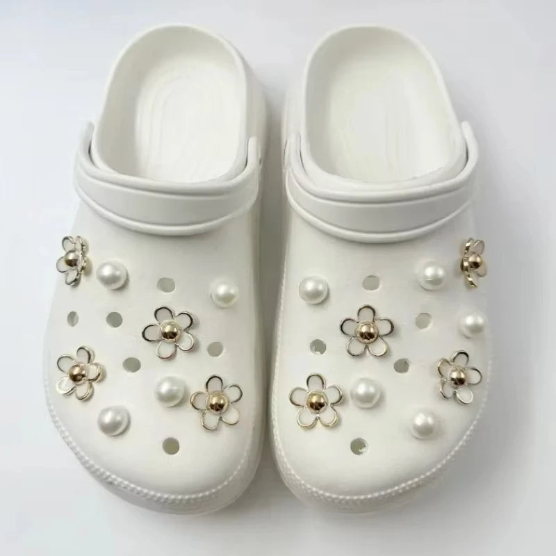 3D Cute Daisies Pearl Set Shoe Charms Accessories for Slide Sandals DIY Clogs Decoration Shoe Buckle Pins Shoe Decoration Gifts